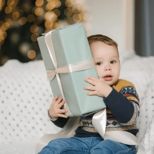 Top 7 des meilleurs cadeaux de Noël pour un bébé de 2 ans 
