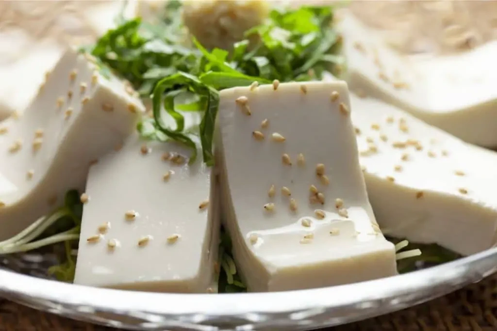 Le tofu, à base de soja, est plutôt déconseillé aux femmes enceintes